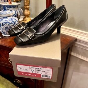 NWB Women's Cole Haan Esme Mid Heel Pumps Shoes Black Calf Leather Size 8.5 B